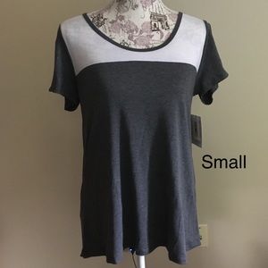 Small LuLaRoe Classic T